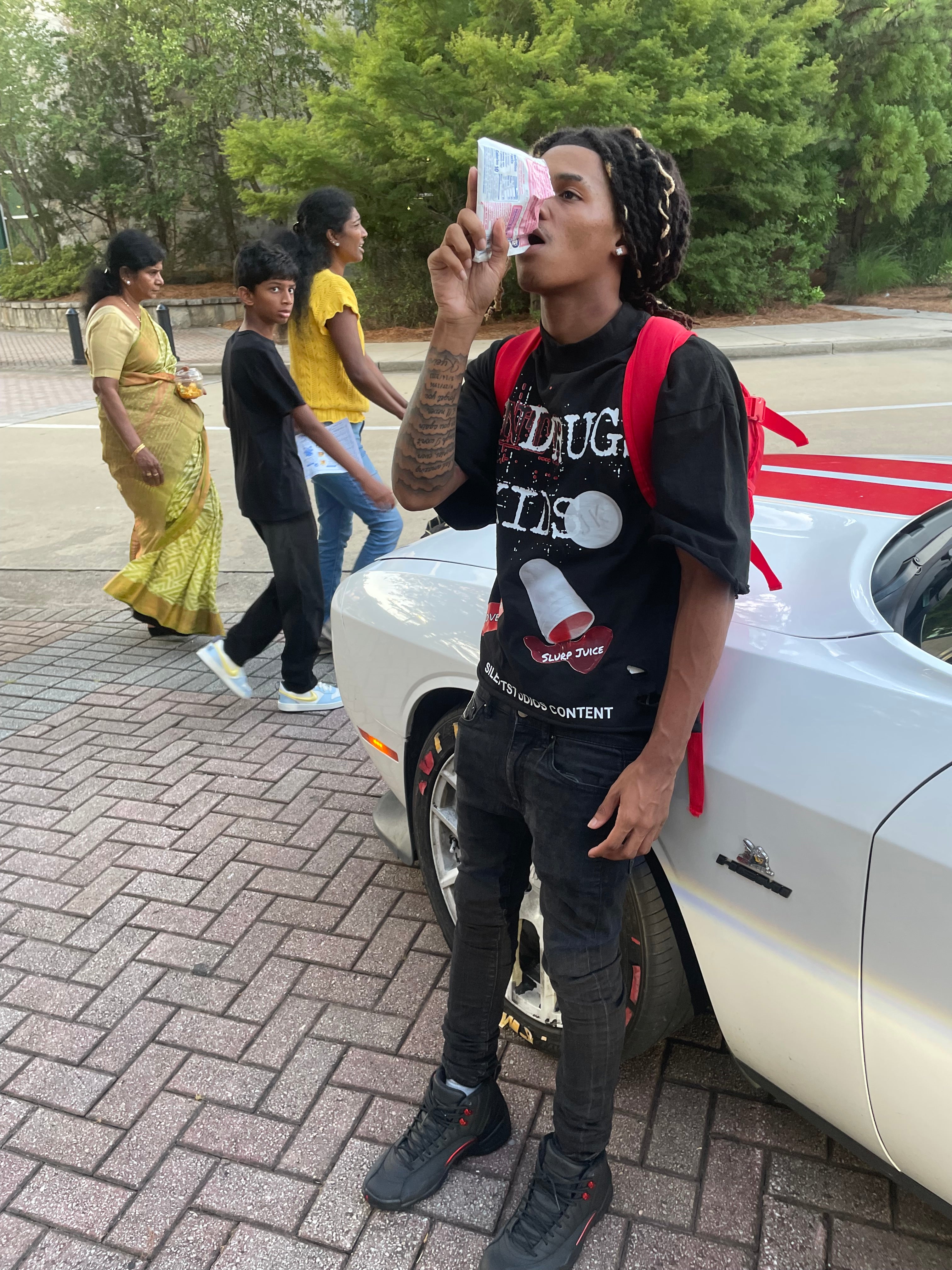 (RED) DONT DO DRUGS TEE